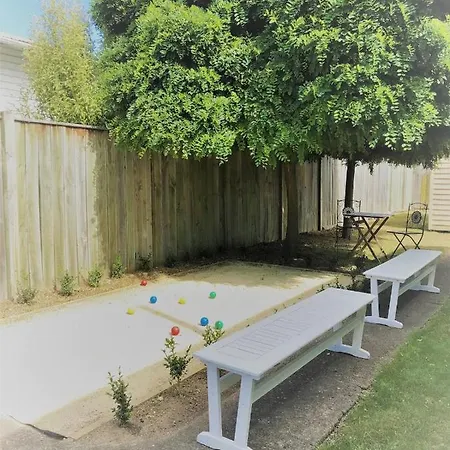 Strasbourge Cottage Martinborough Exterior foto